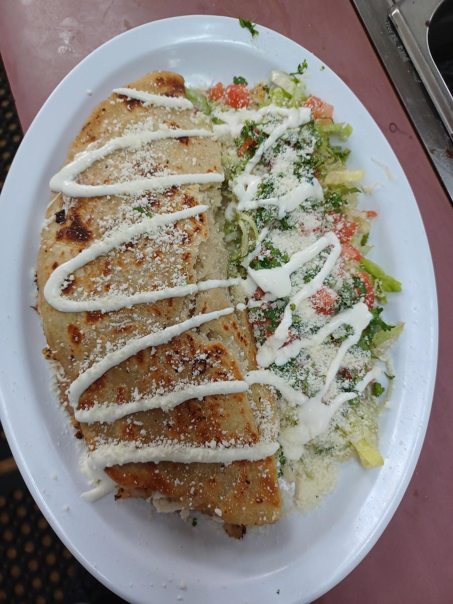 Corn Quesadilla - Homemade corn tortilla, your choice of meat.